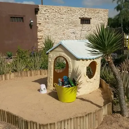 Casa Canaria Con Piscina Climatizada Willa Tuineje